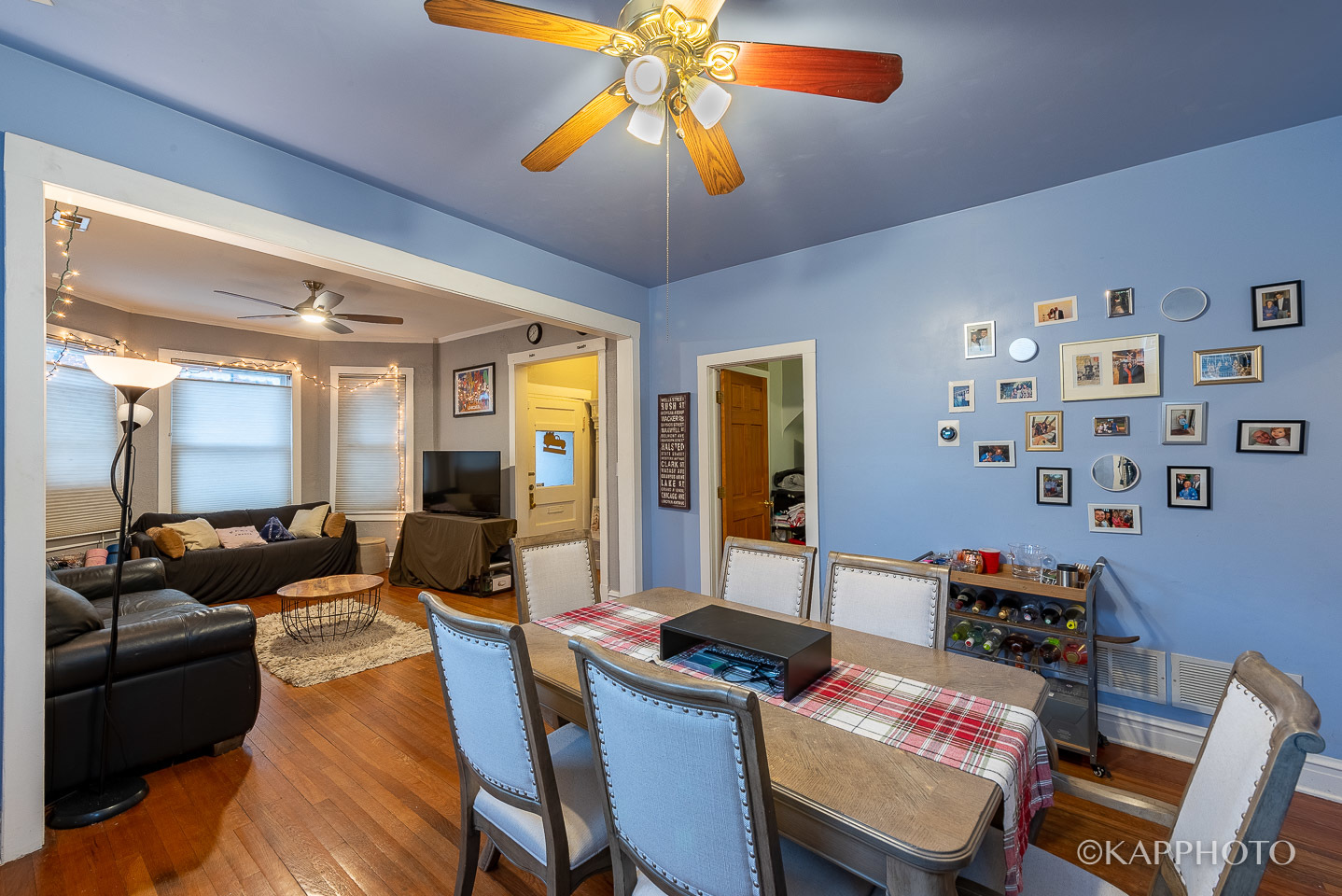 5001 N Western Avenue Unit: 1