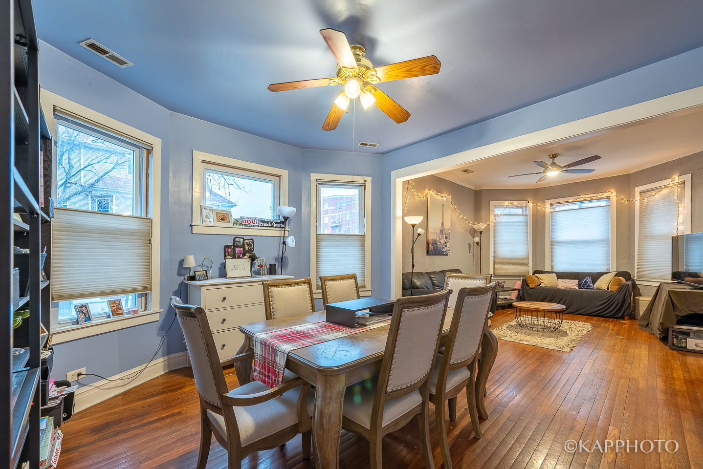 5001 N Western Avenue Unit: 1