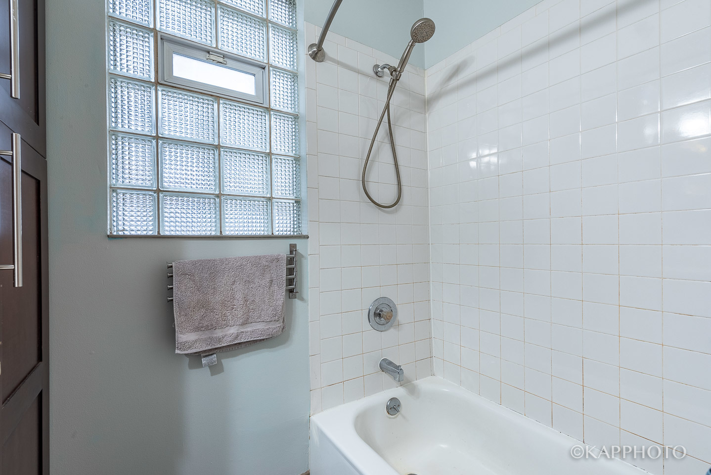 5001 N Western Avenue Unit: 1