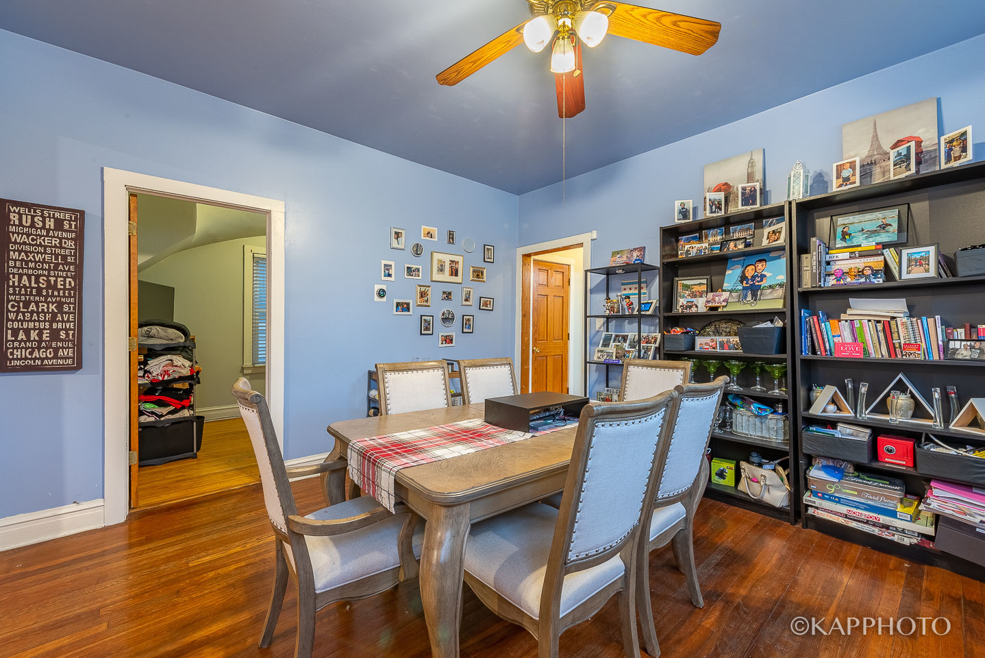 5001 N Western Avenue Unit: 1