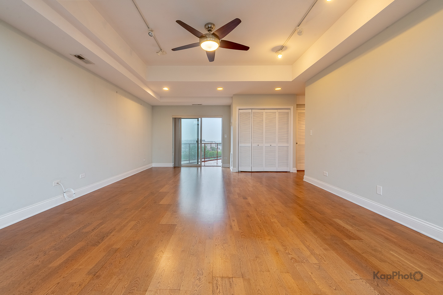 2272 S Archer Avenue Unit: 8A