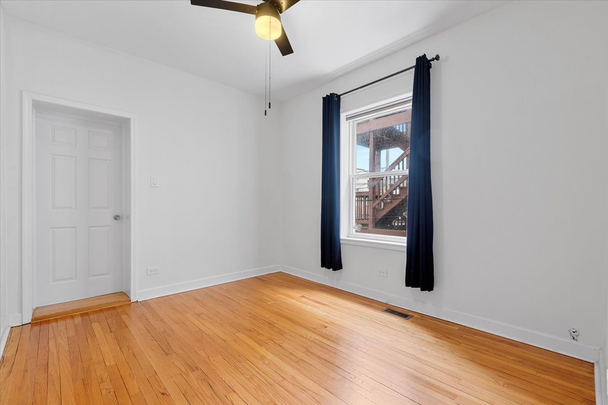 6445 N Greenview Avenue Unit: 1
