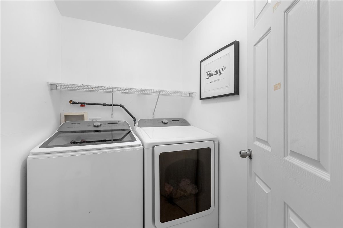 6445 N Greenview Avenue Unit: 1