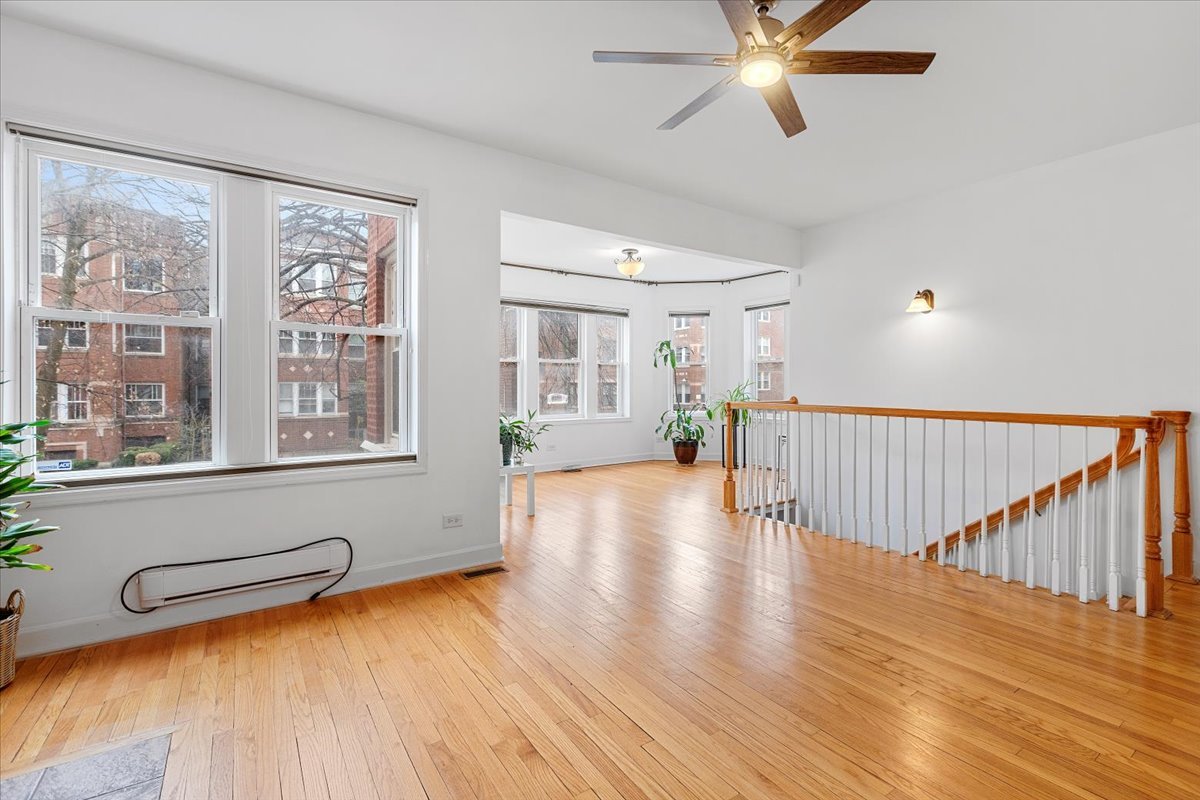 6445 N Greenview Avenue Unit: 1