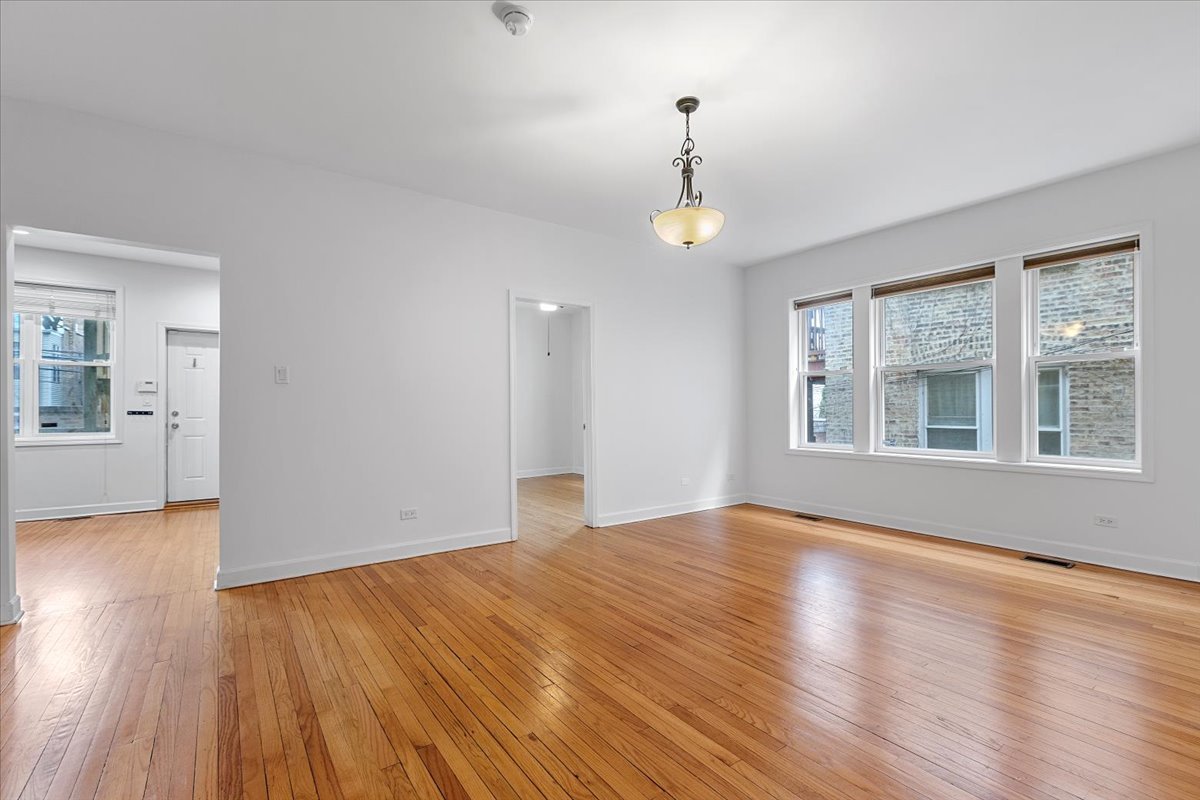 6445 N Greenview Avenue Unit: 1