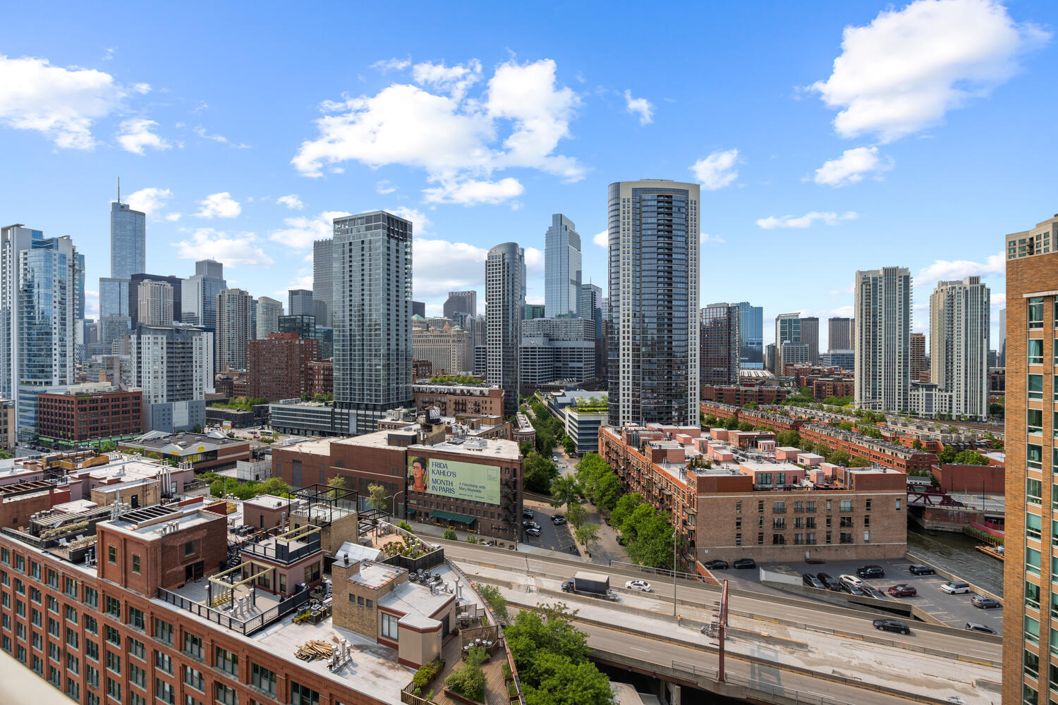 645 N Kingsbury Street Unit: 1906
