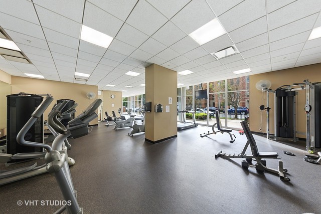 1629 S Prairie Avenue Unit: 1803