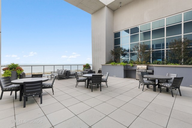 1629 S Prairie Avenue Unit: 1803