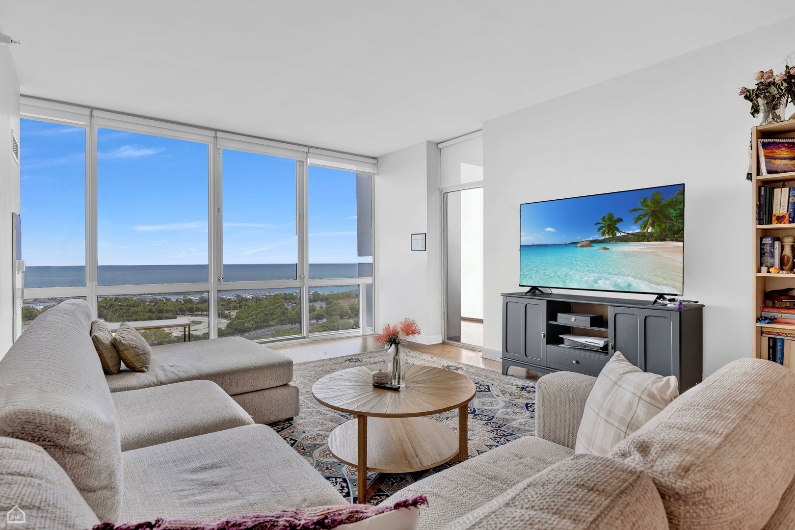 1629 S Prairie Avenue Unit: 1803