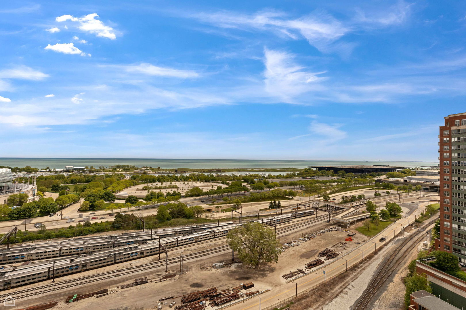 1629 S Prairie Avenue Unit: 1803