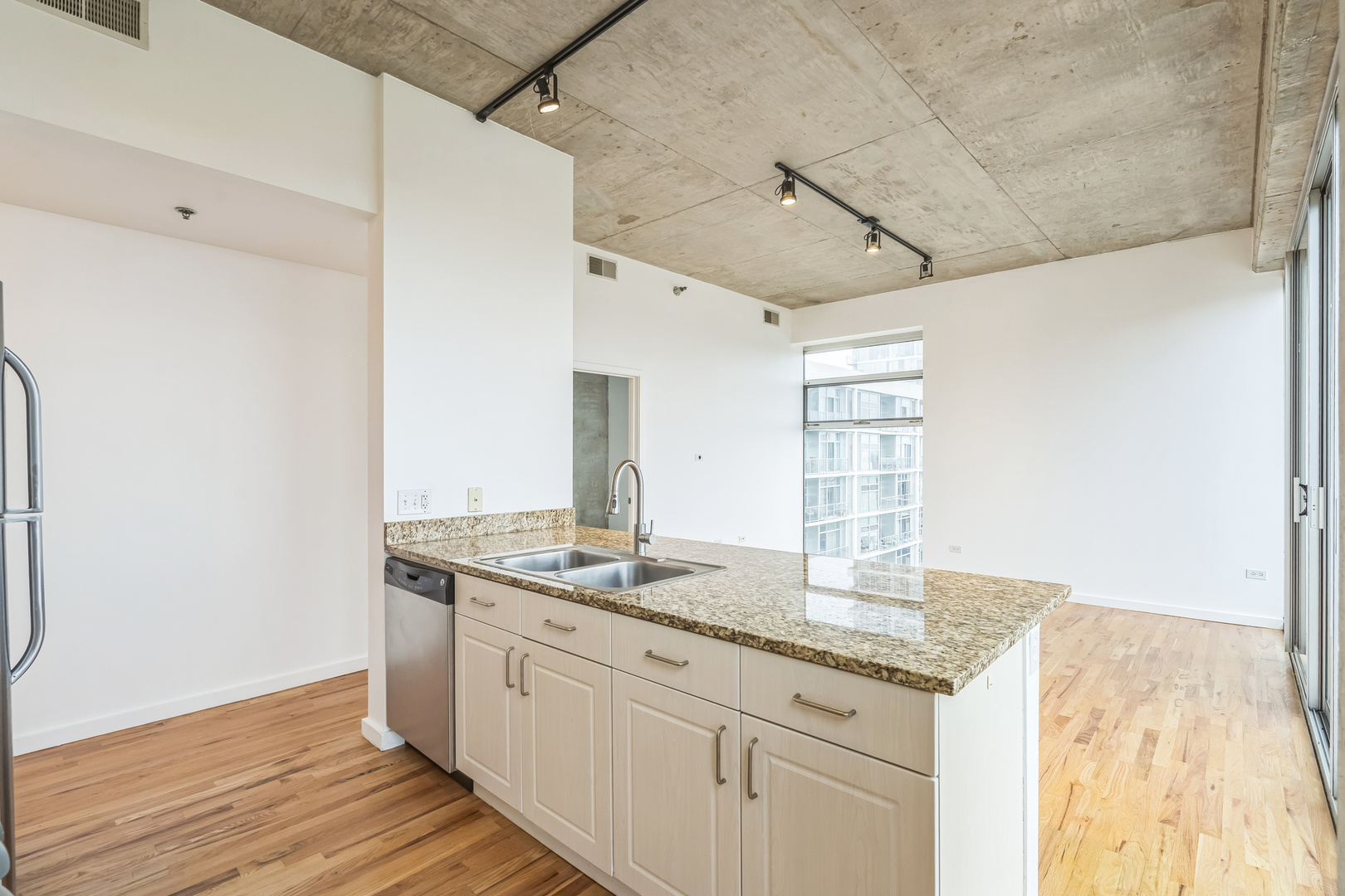 1620 S Michigan Avenue Unit: 1126