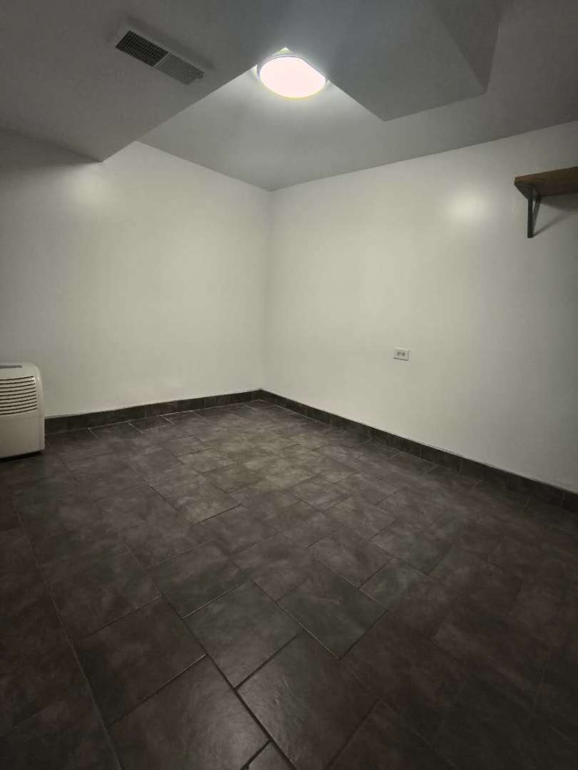 1532 W 19th Street Unit: 1