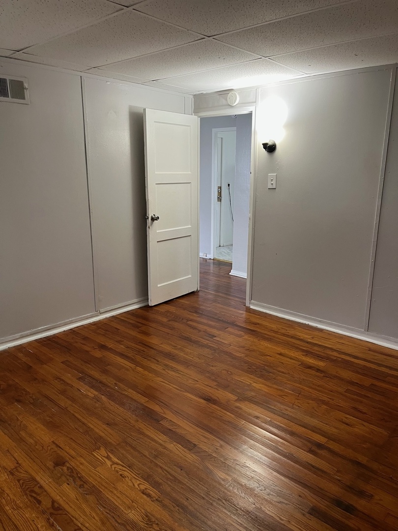 3554 WESTERN Avenue Unit: A