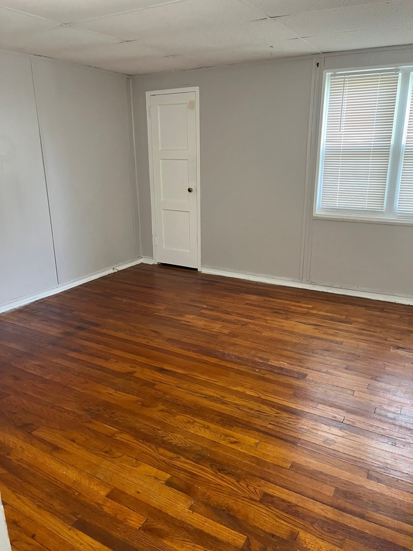 3554 WESTERN Avenue Unit: A