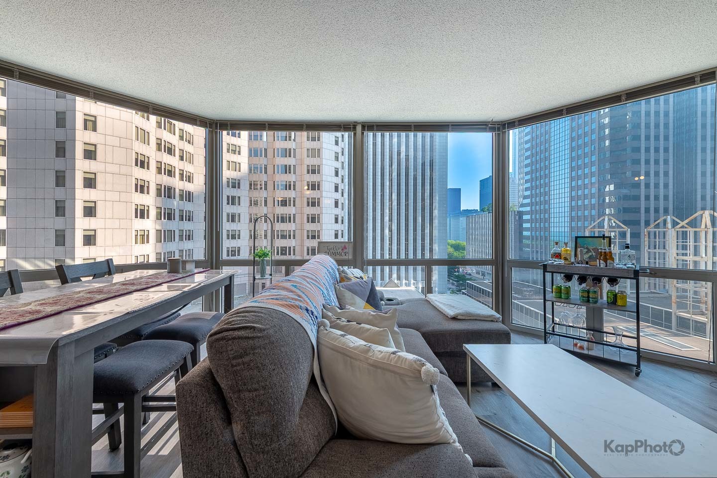 222 N Columbus Drive Unit: 912