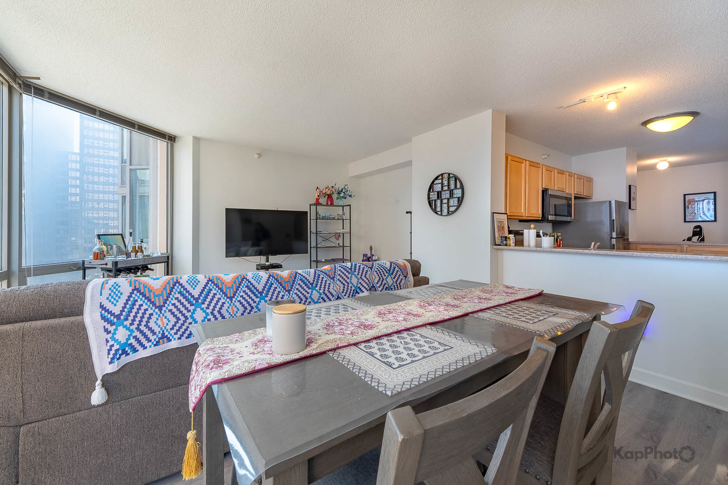 222 N Columbus Drive Unit: 912
