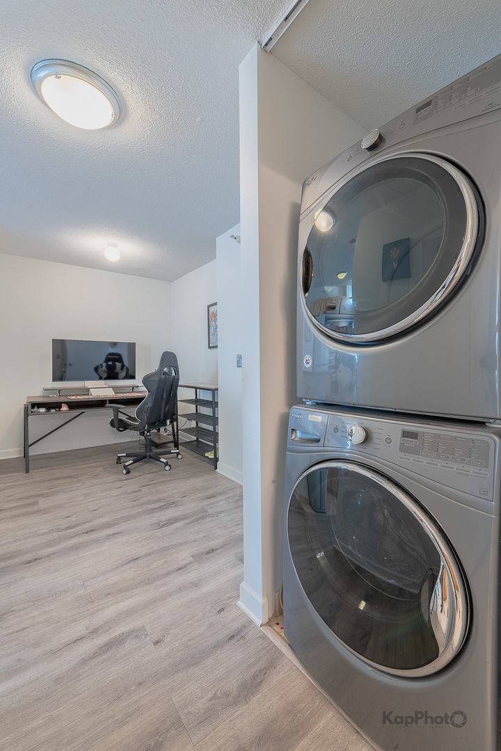222 N Columbus Drive Unit: 912