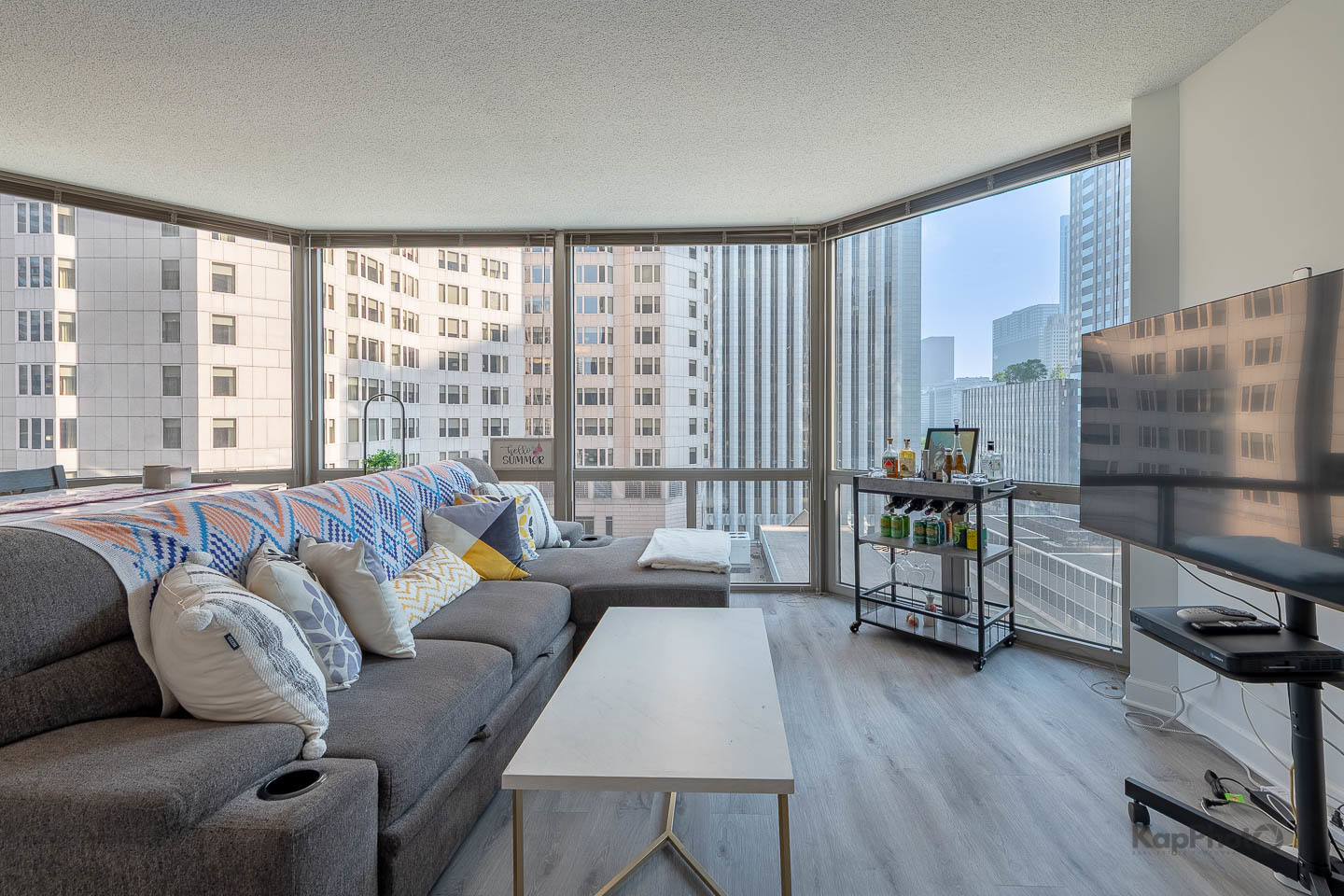 222 N Columbus Drive Unit: 912