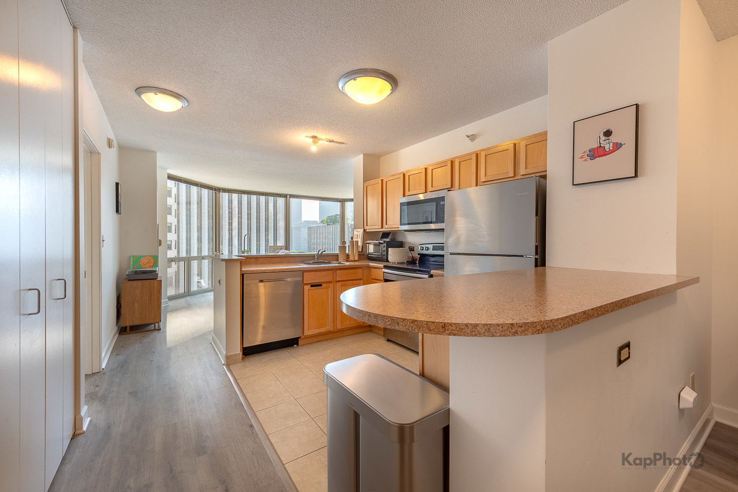 222 N Columbus Drive Unit: 912