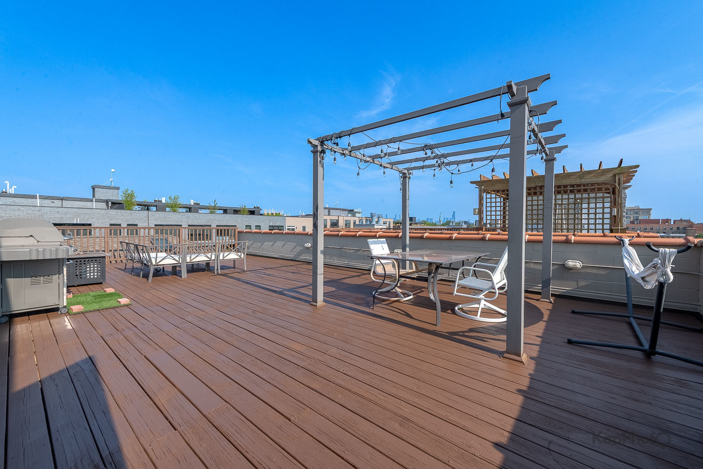 3454 N Ashland Avenue Unit: 4S