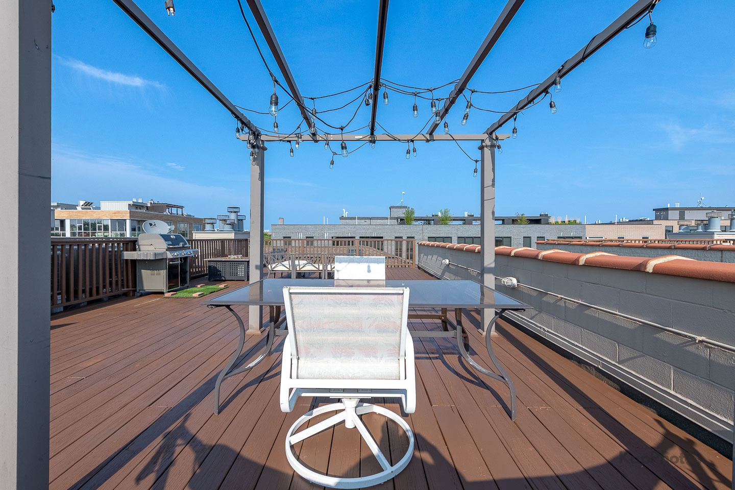 3454 N Ashland Avenue Unit: 4S