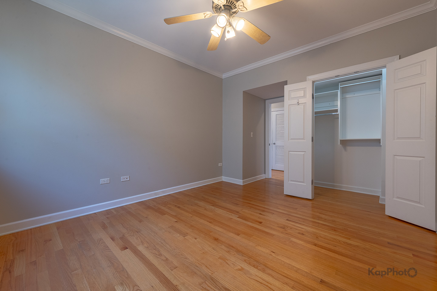 3454 N Ashland Avenue Unit: 4S