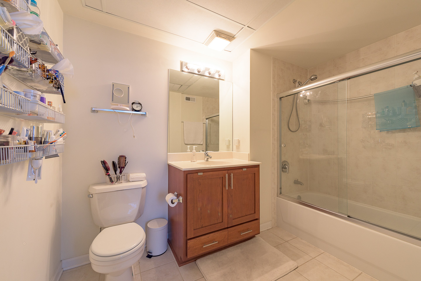 1919 S Michigan Avenue Unit: 412