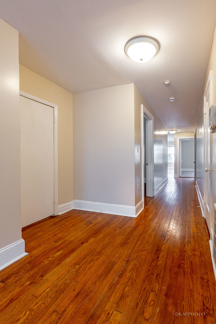 6819 S Ridgeland Avenue Unit: 1