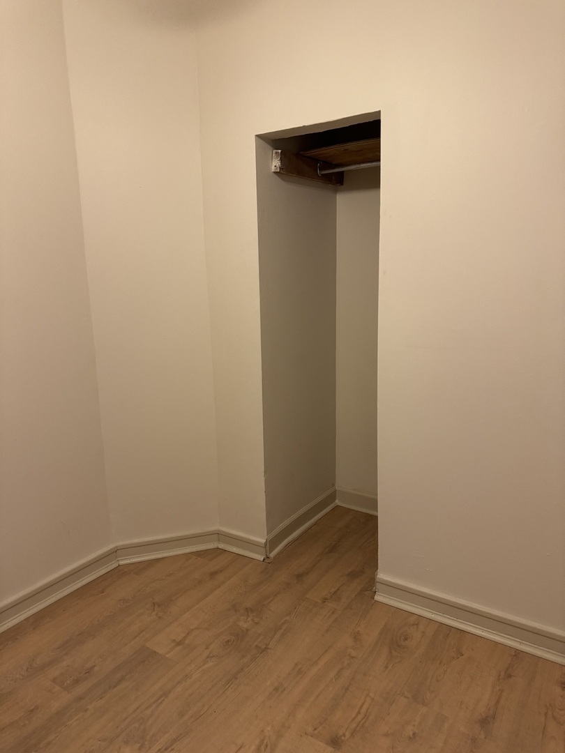 2735 W Washington Boulevard