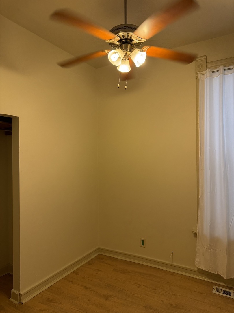 2735 W Washington Boulevard