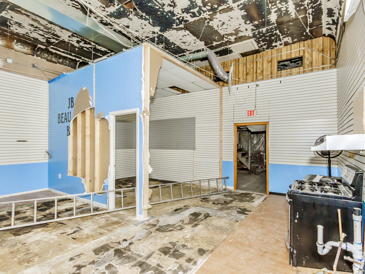 11146 S Michigan Avenue