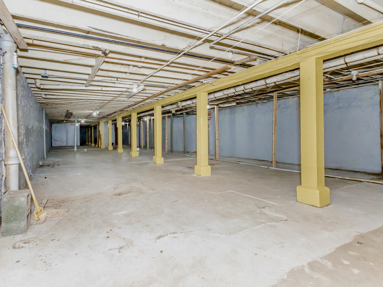 11146 S Michigan Avenue