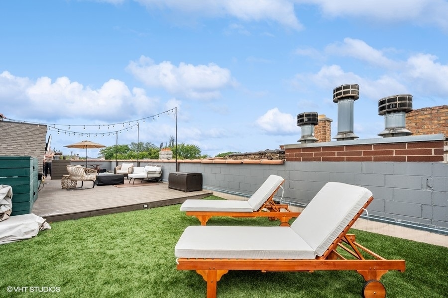 3238 N Kenmore Avenue Unit: 3