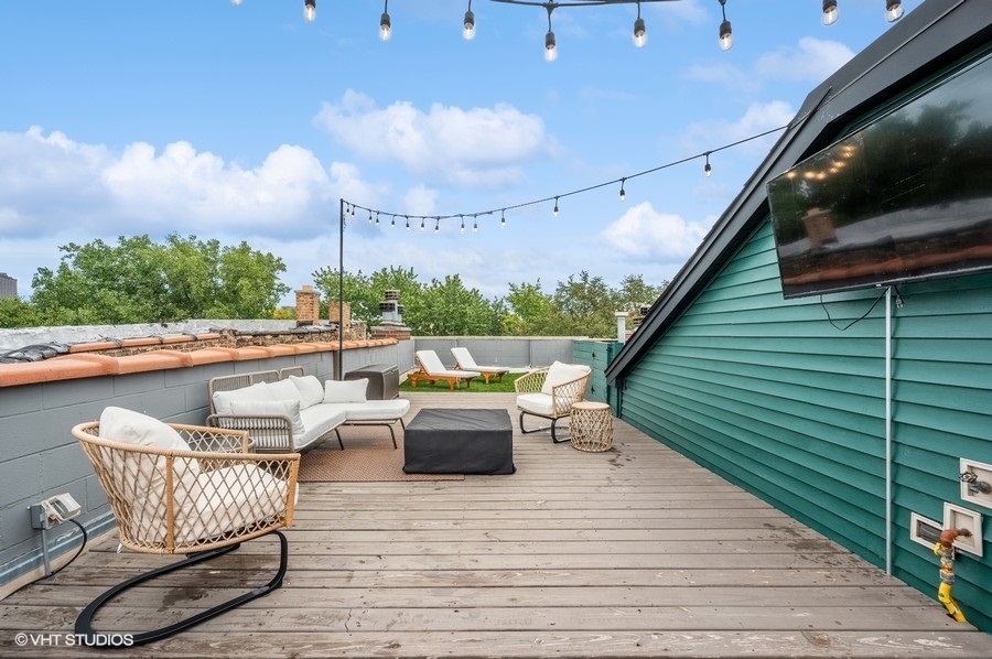 3238 N Kenmore Avenue Unit: 3