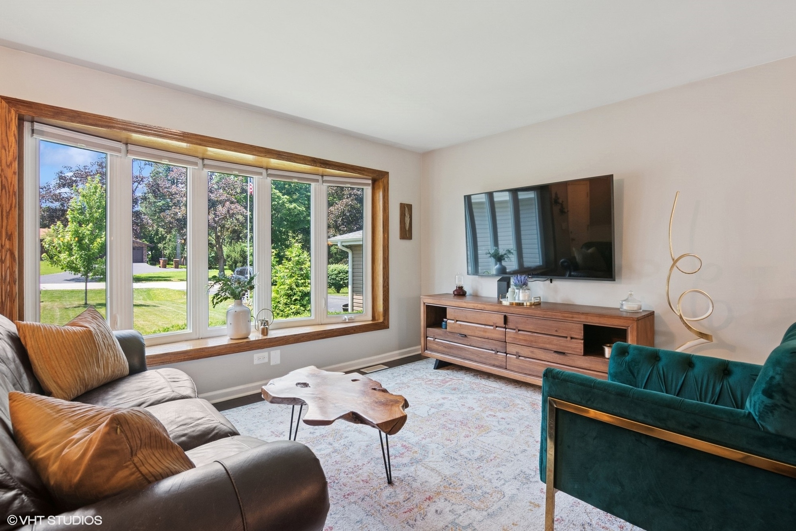 0N101 Pleasant Hill Road