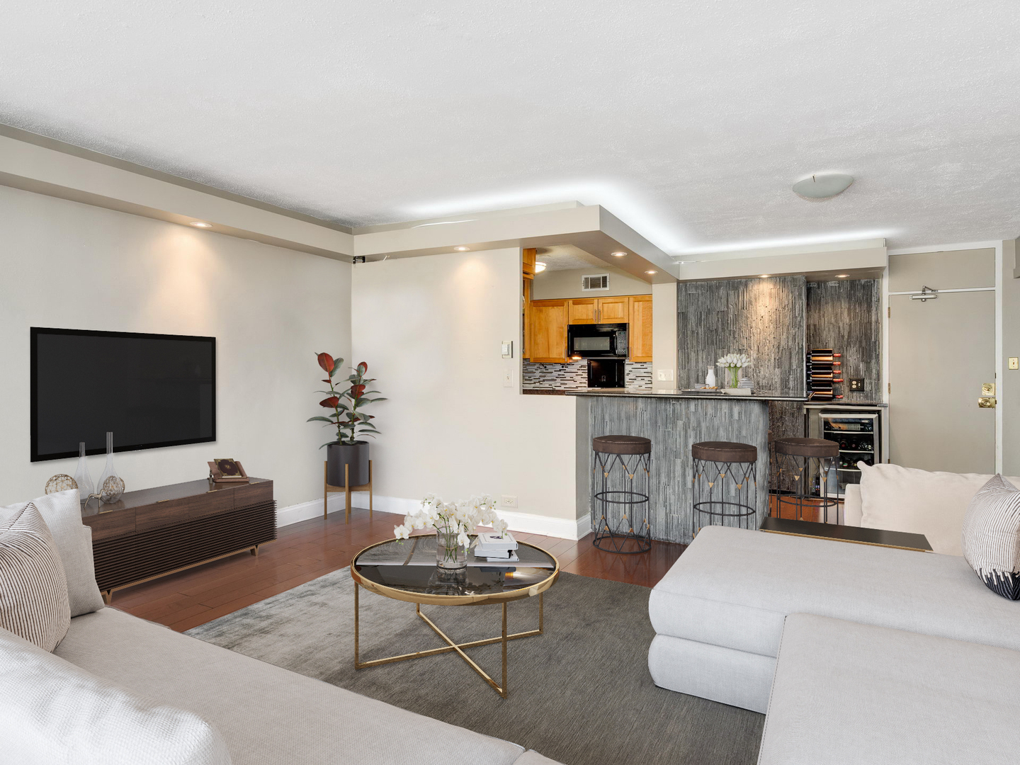 1000 N Lake Shore Drive Unit: 1604