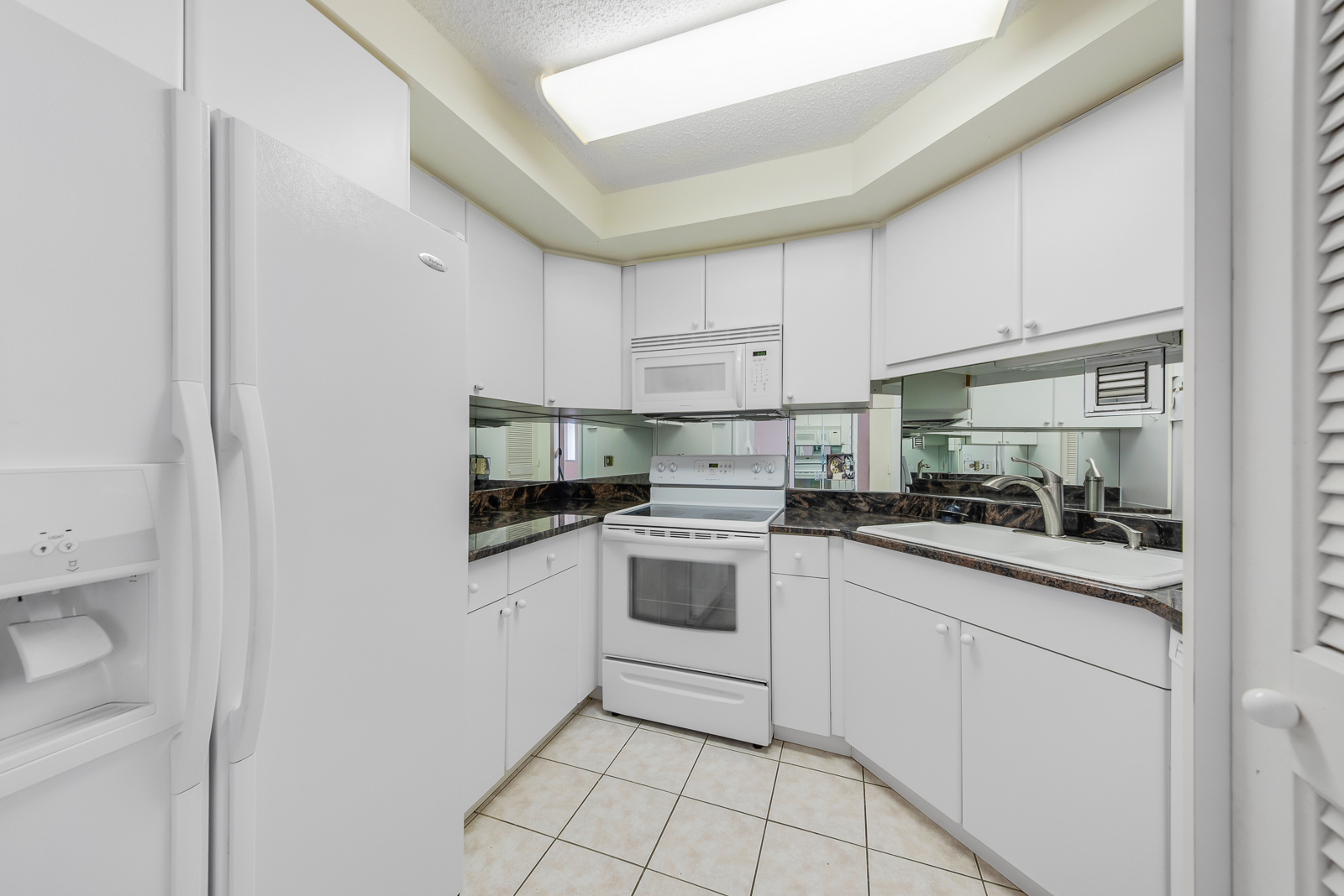 195 N Harbor Drive Unit: 4405