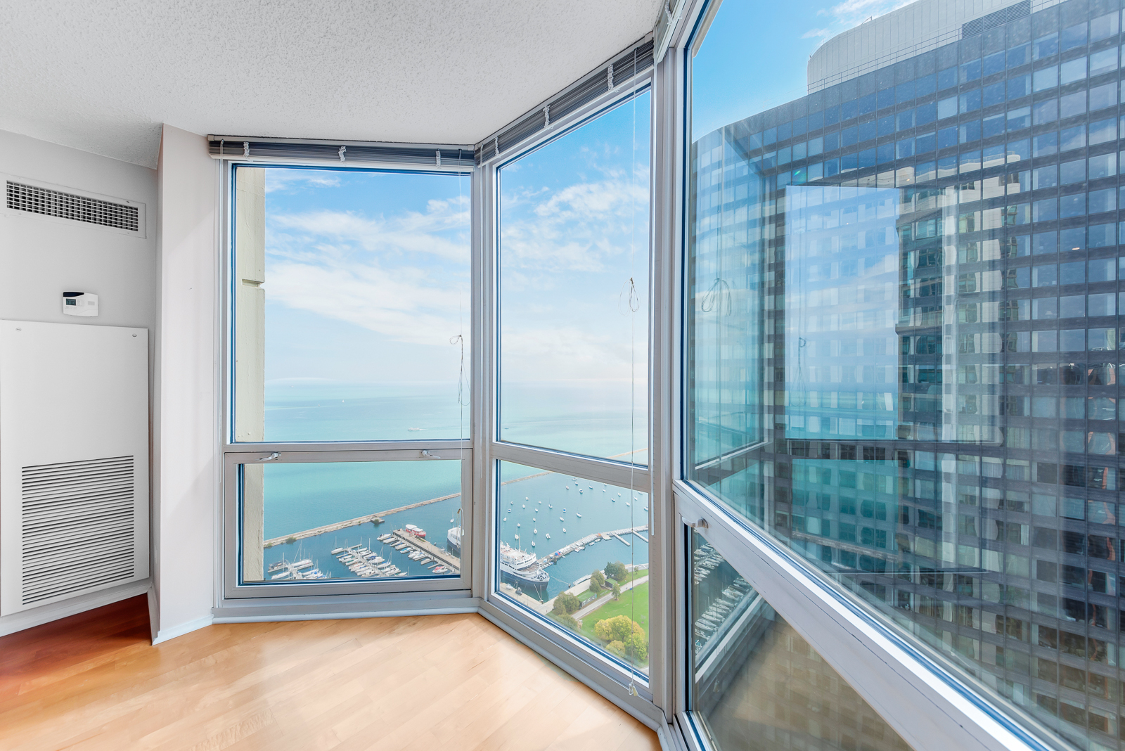195 N Harbor Drive Unit: 4405