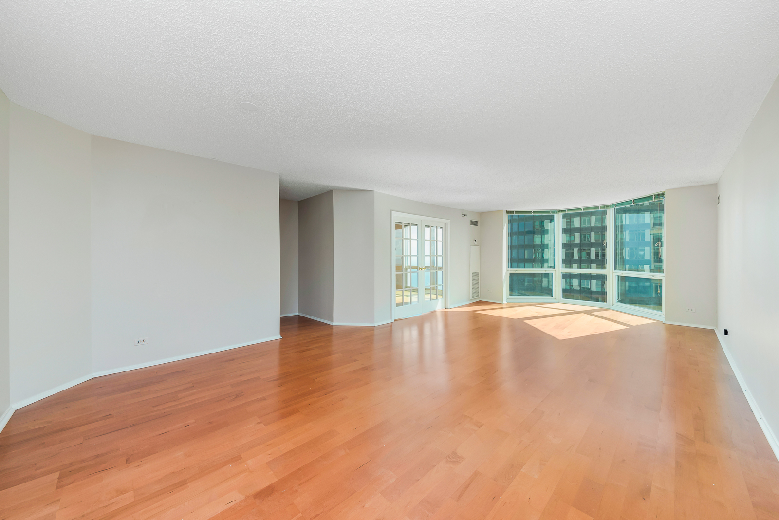 195 N Harbor Drive Unit: 4405