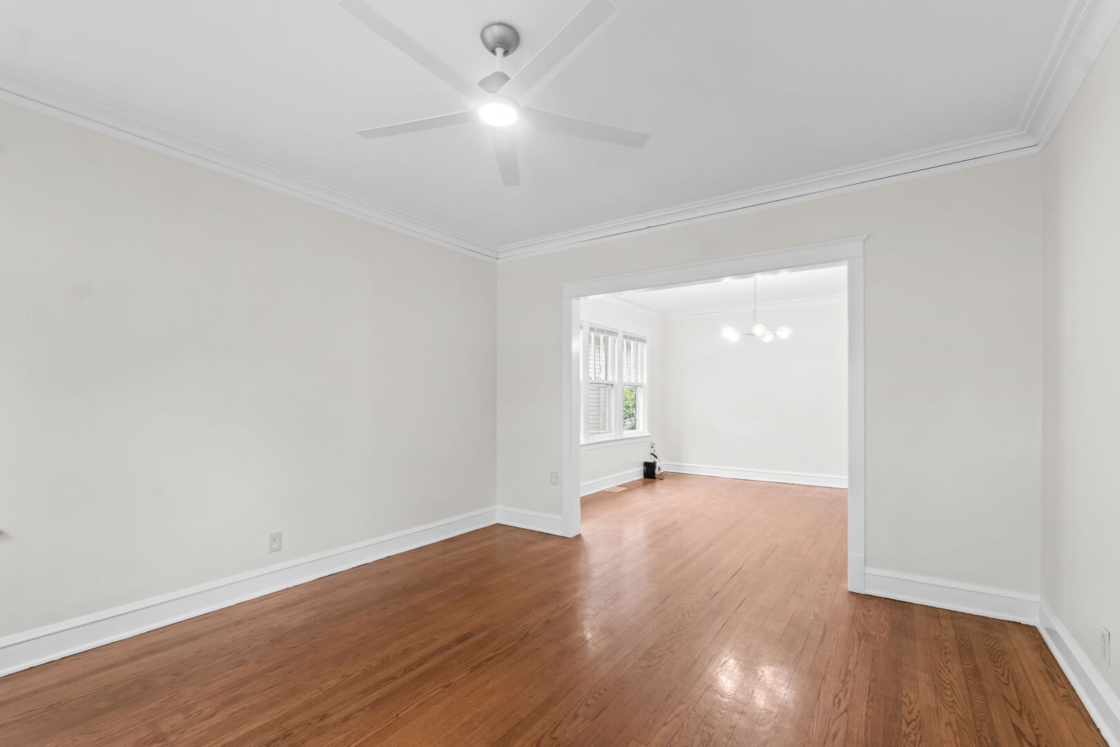 2724 N Newland Avenue