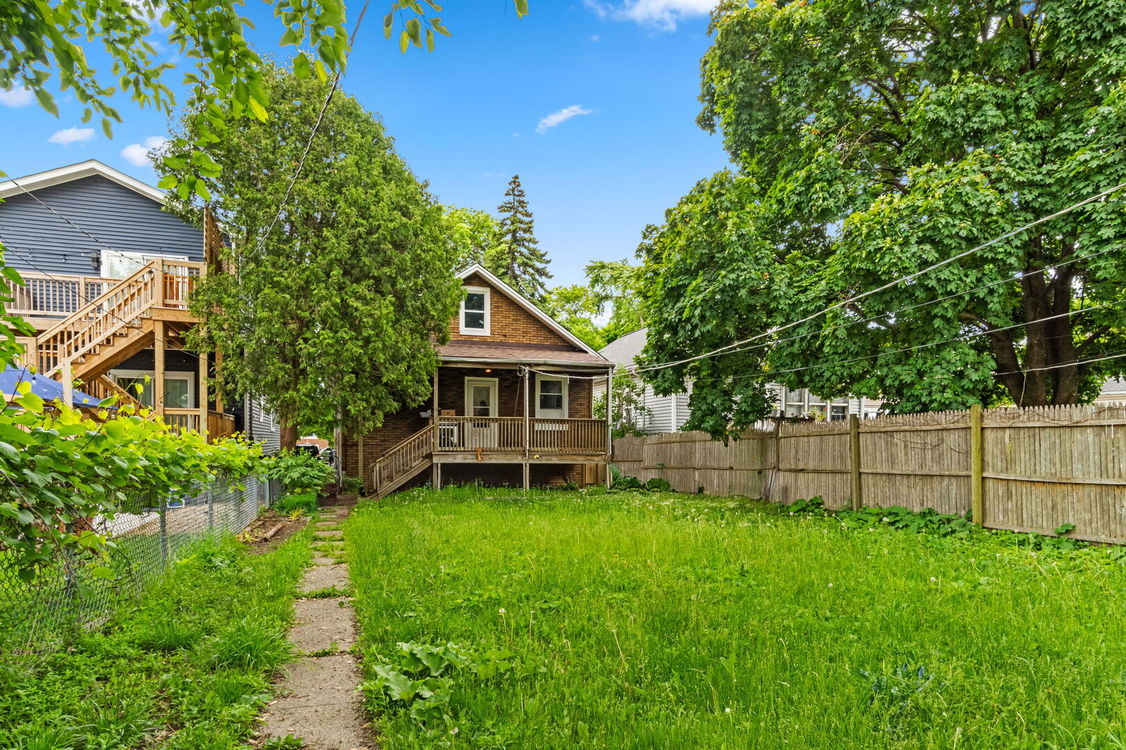 2724 N Newland Avenue