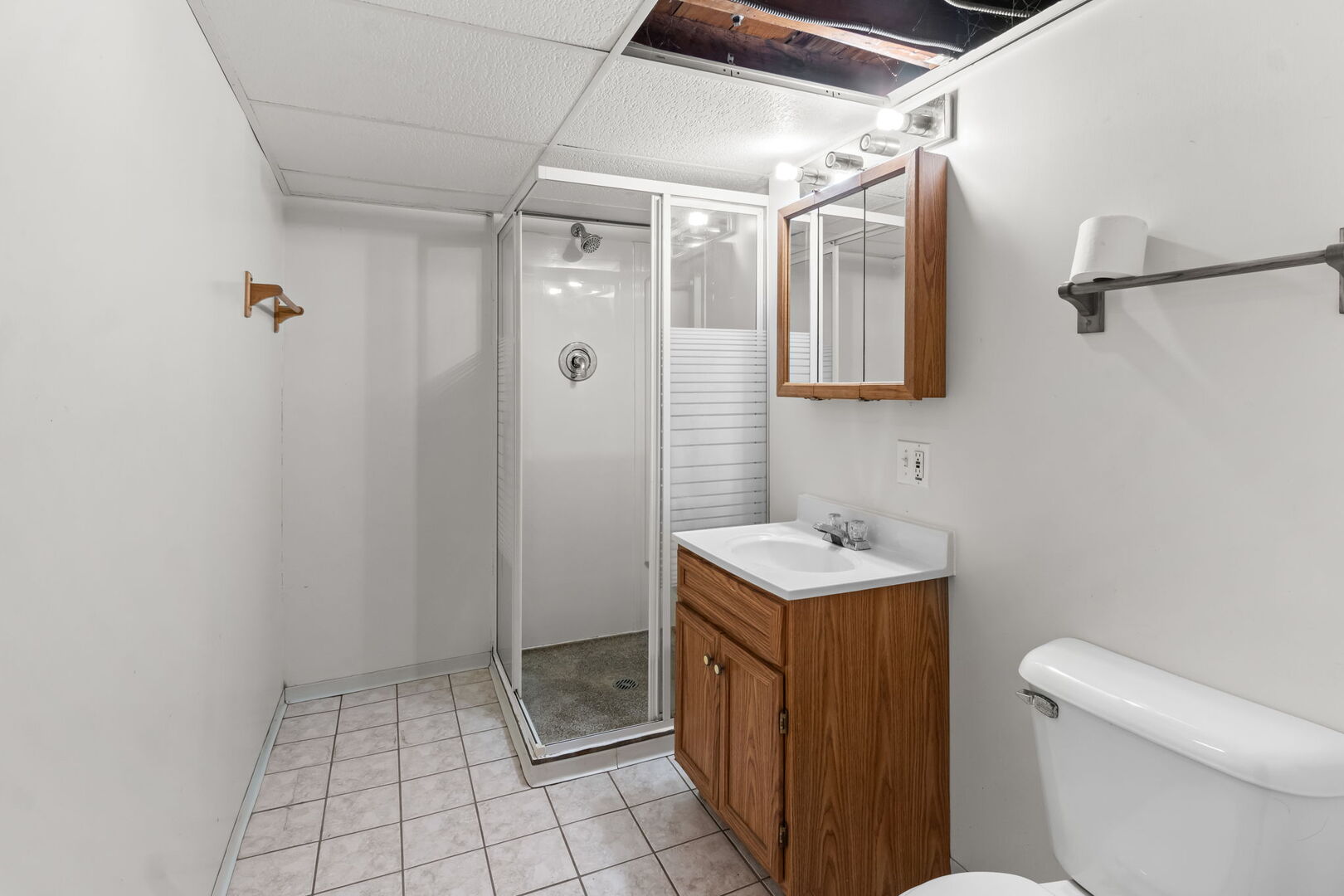 2724 N Newland Avenue