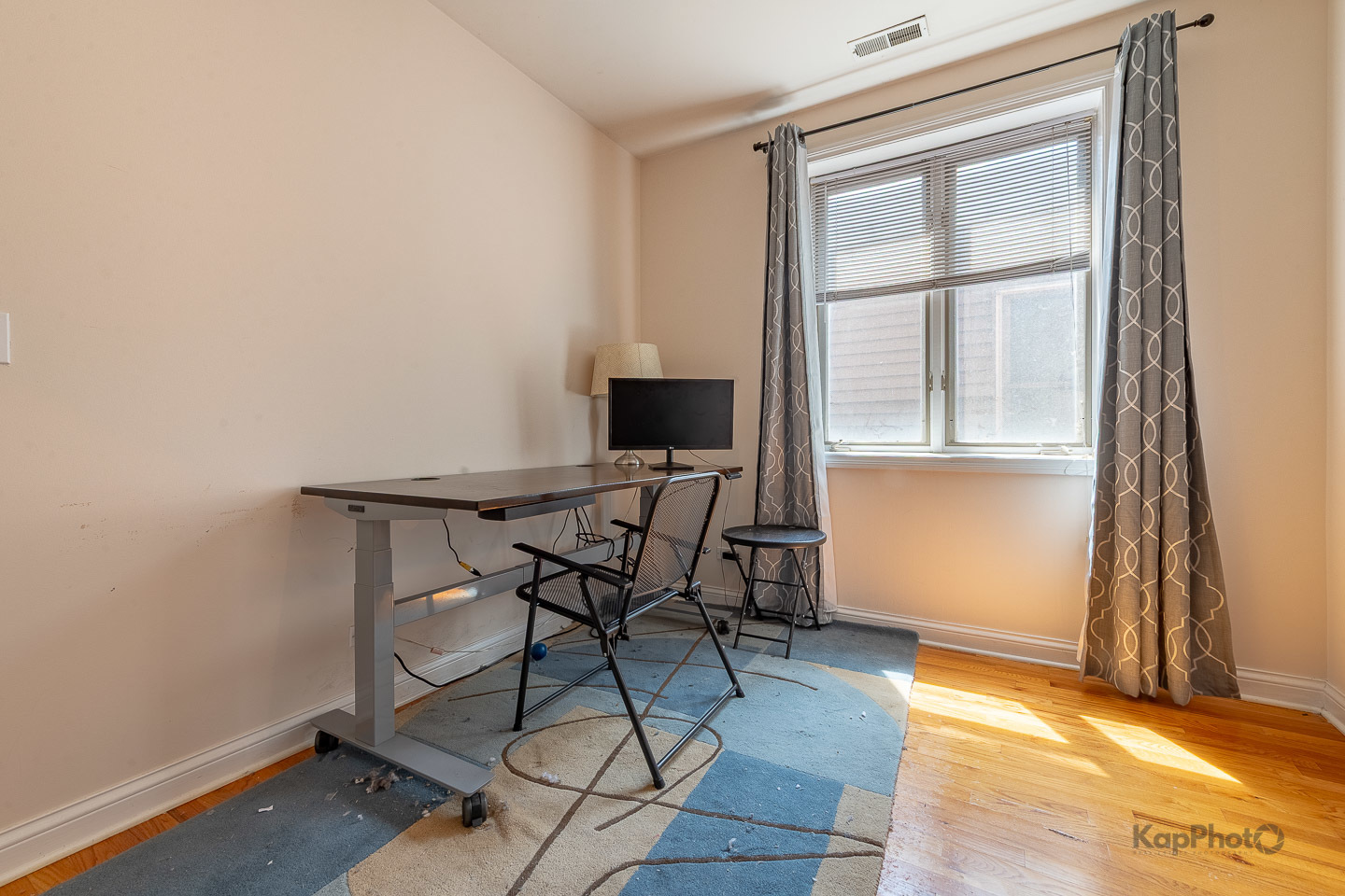 1302 W Fillmore Street Unit: 3