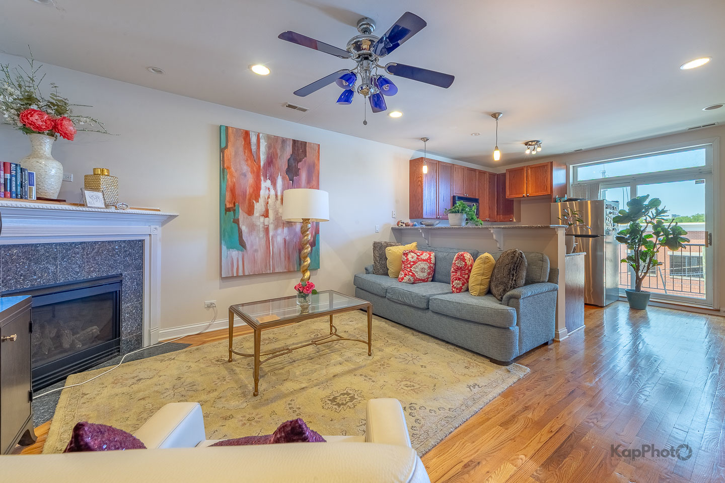 1302 W Fillmore Street Unit: 3