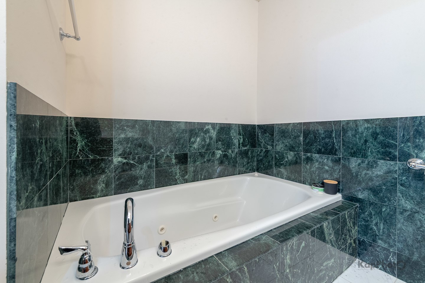 1302 W Fillmore Street Unit: 3