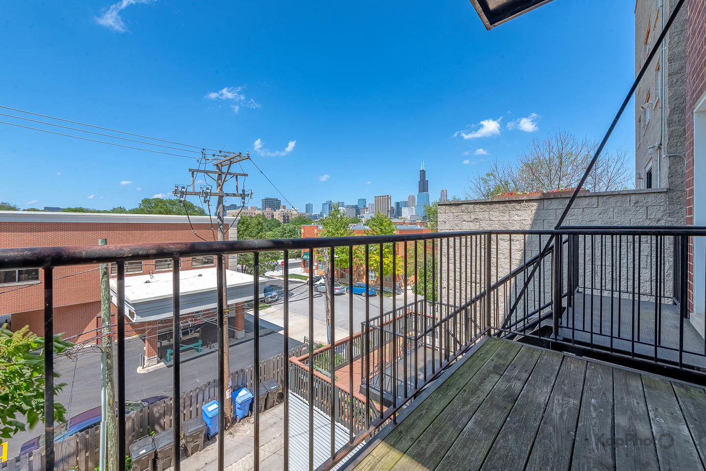 1302 W Fillmore Street Unit: 3