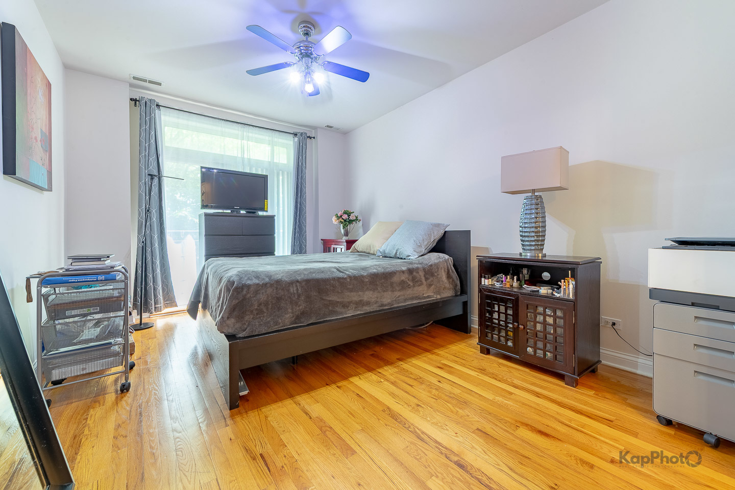 1302 W Fillmore Street Unit: 3