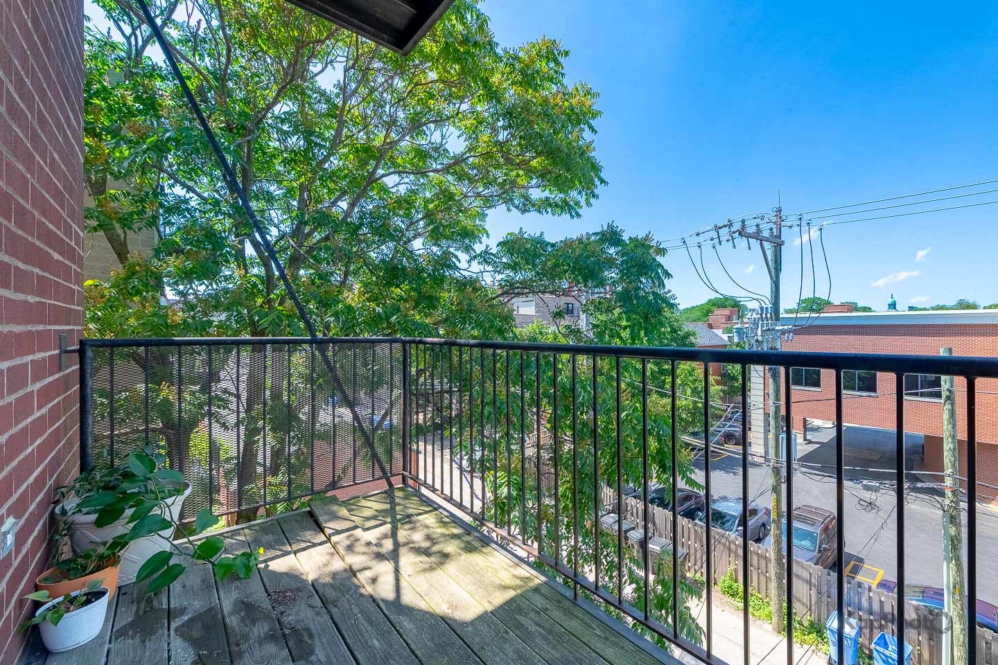 1302 W Fillmore Street Unit: 3
