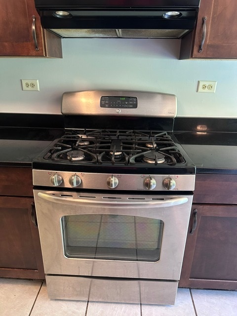 1186 Greenwood Circle