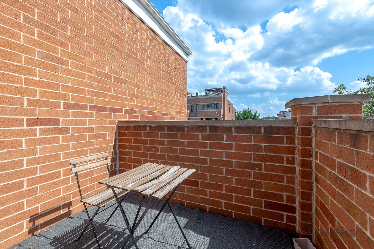 1942 W Armitage Avenue Unit: 3